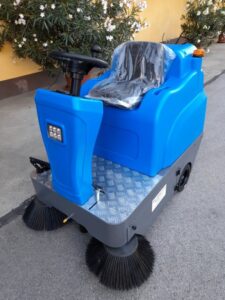Električni pometalni stroj